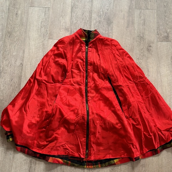 RARE!!! 60s Beautiful. Unique Queen of the Capes Country Place Jacket Cape - Picture 9 of 13